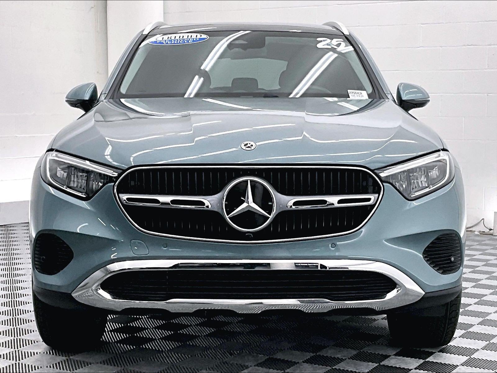 Certified 2025 Mercedes-Benz GLC 350e 4MATIC image 2