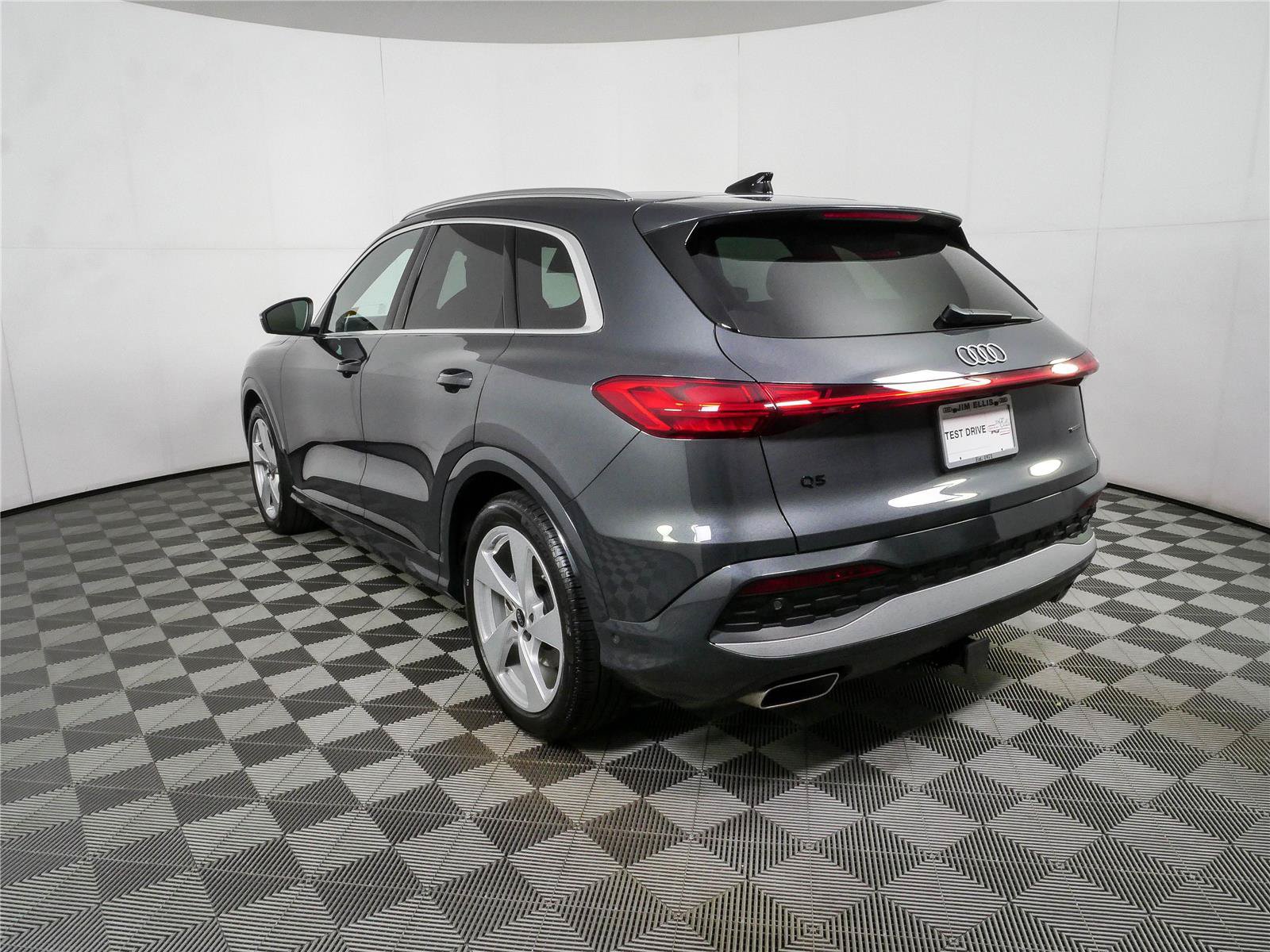 Used 2025 Audi Q5 Prestige AWD/4WD image 30