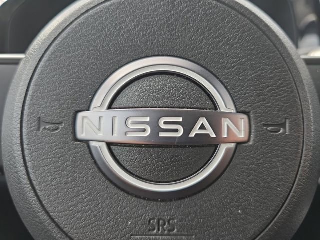 Certified 2025 Nissan Pathfinder SV image 5