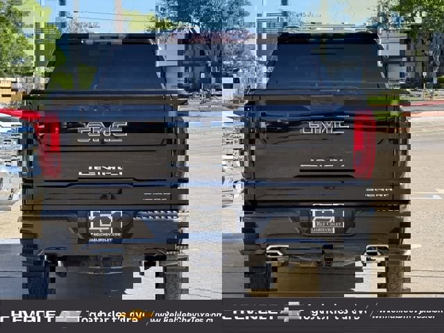 Used 2023 GMC Sierra 1500 Denali Ultimate image 7