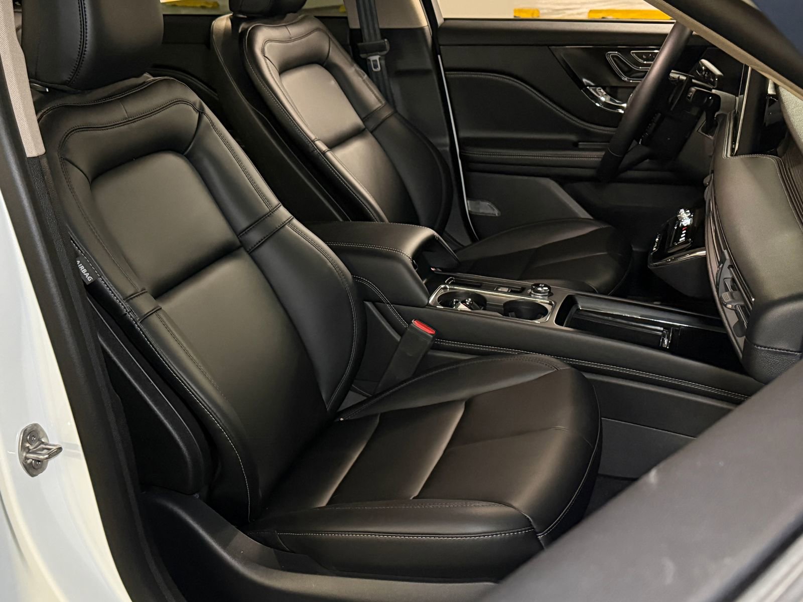 New 2026 Lincoln Corsair Premiere FWD image 12