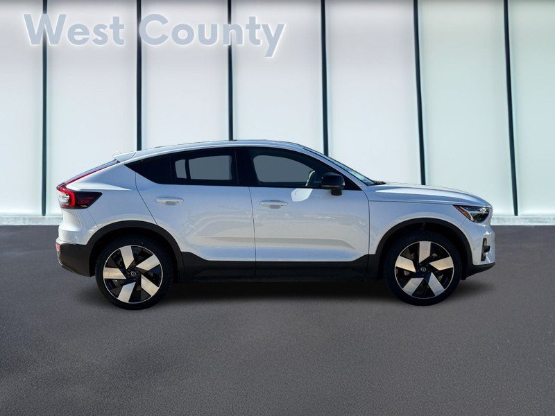 Certified 2023 Volvo C40 P8 Recharge Ultimate AWD/4WD image 2