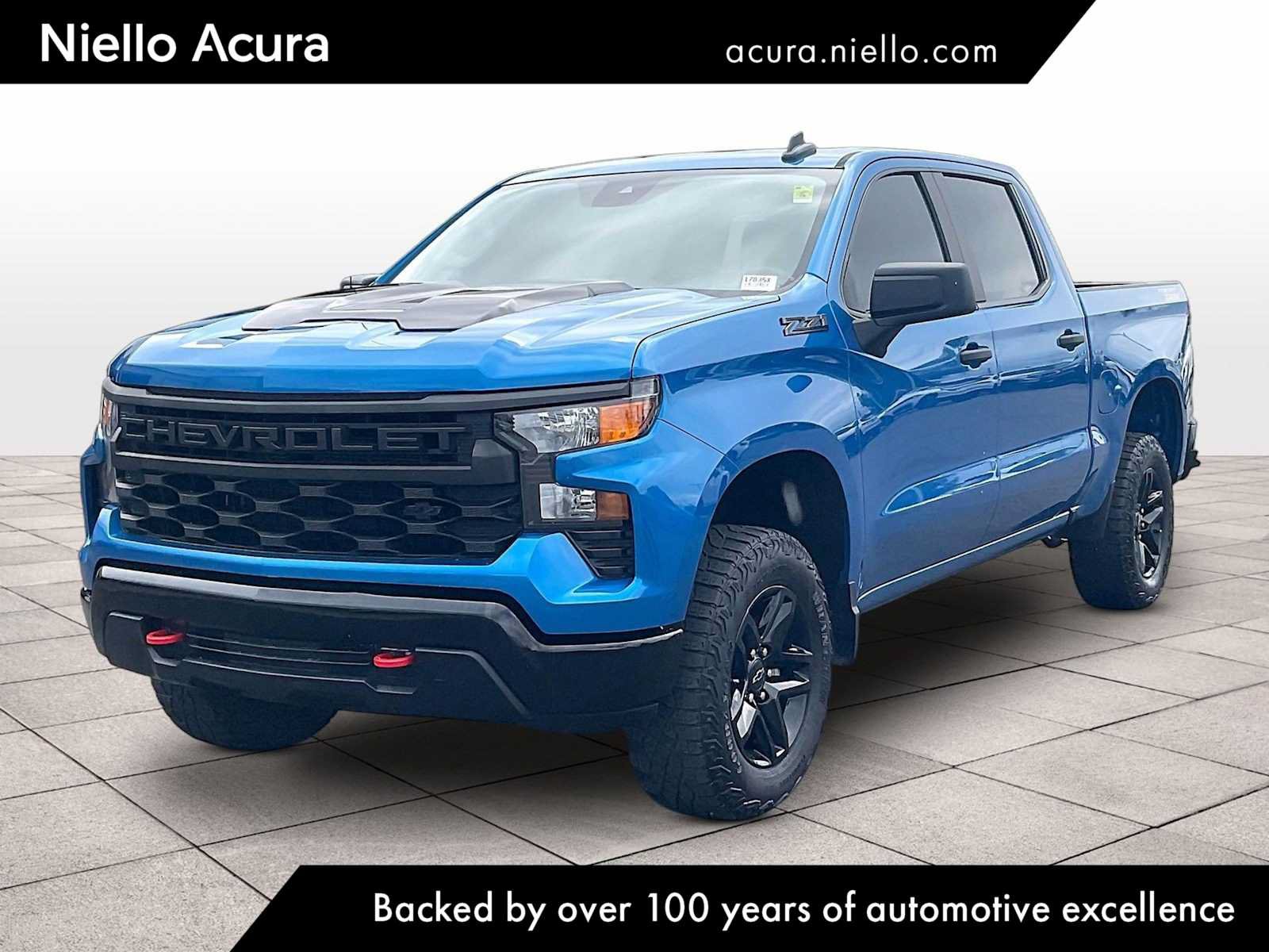 Used 2024 Chevrolet Silverado 1500 Custom Trail Boss w/ LPO, Dark Essentials Package AWD/4WD image 1