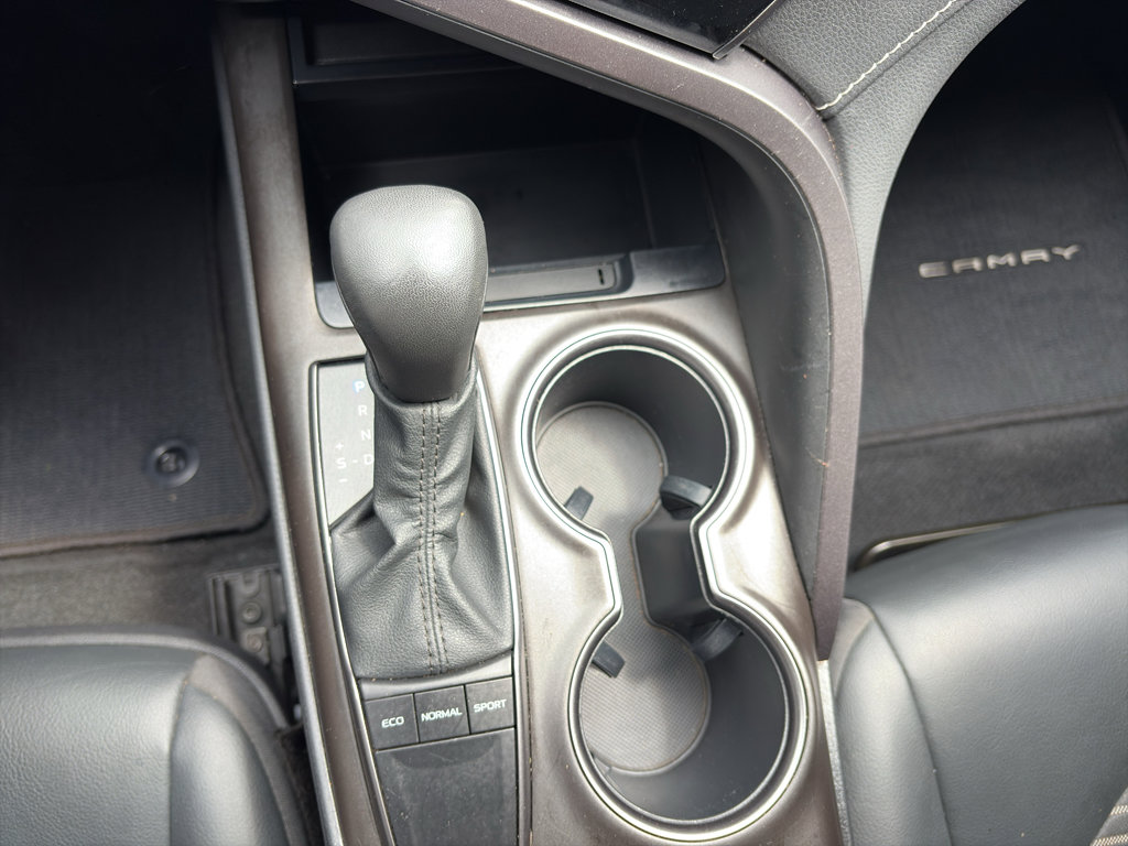 Used 2023 Toyota Camry SE image 14