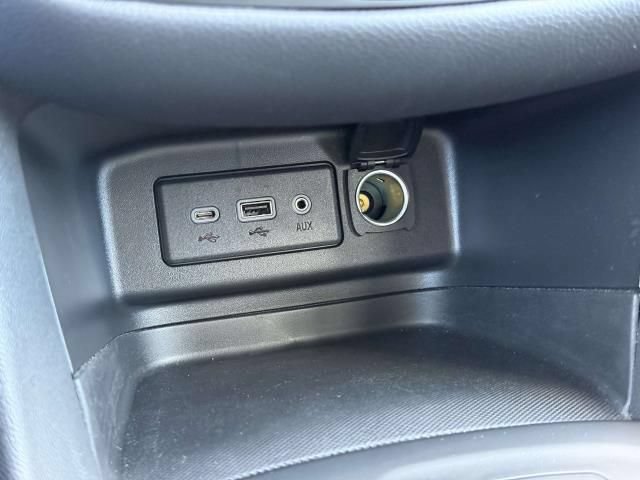 Used 2023 Chevrolet Equinox LT FWD image 27