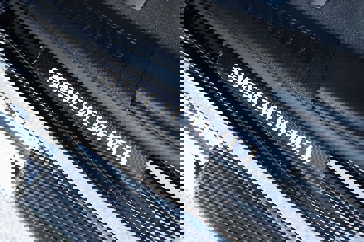 Used 2023 Chevrolet Silverado 3500 LTZ w/ LTZ Convenience Package image 7