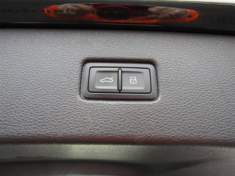 Used 2018 Audi Q7 3.0T Premium Plus image 57