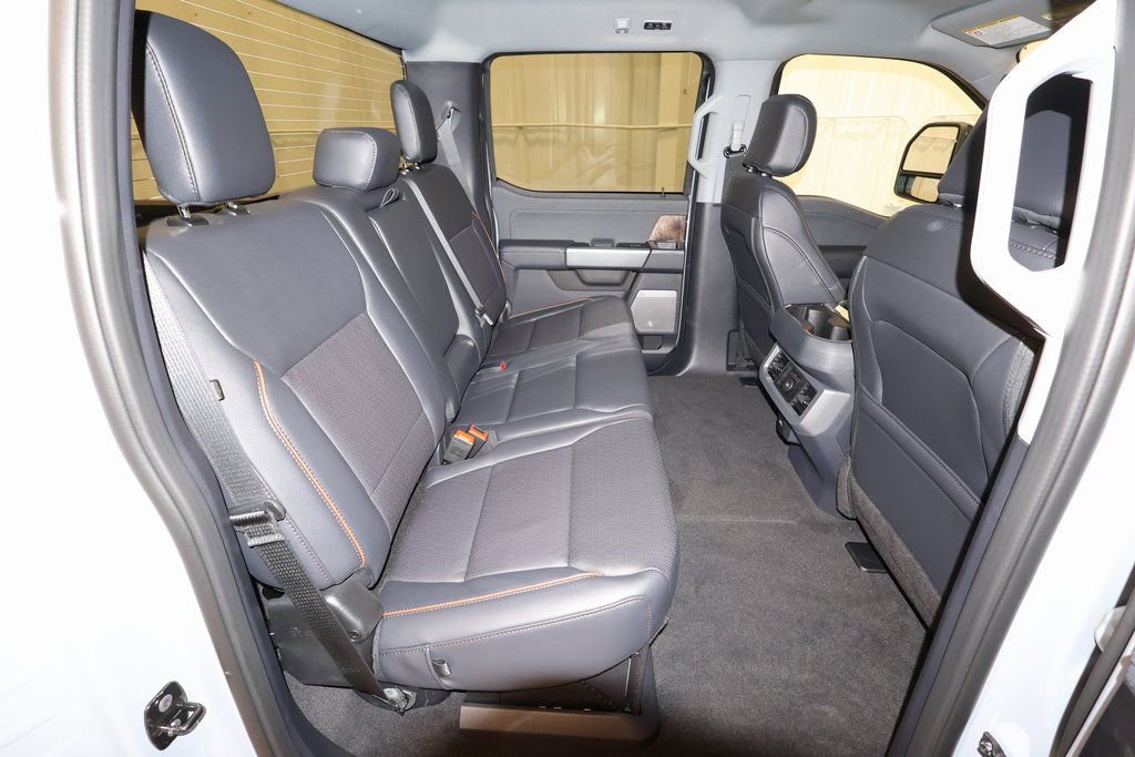 New 2026 Ford F350 Lariat w/ Black Appearance Package image 15