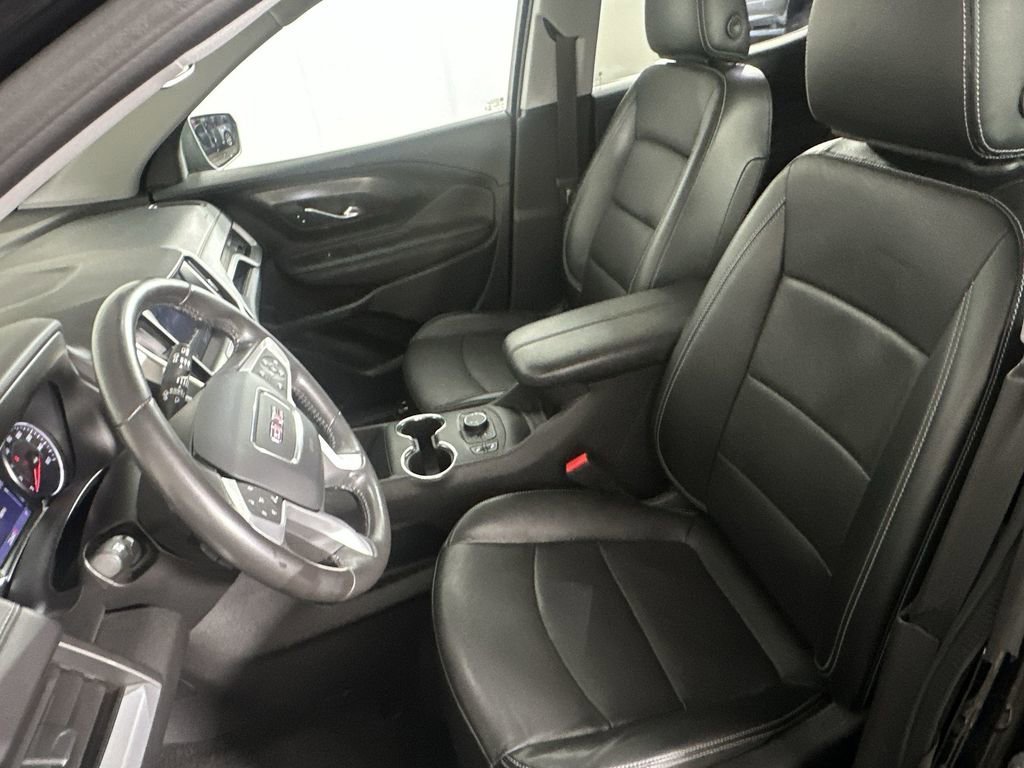 Used 2022 GMC Terrain SLT image 21