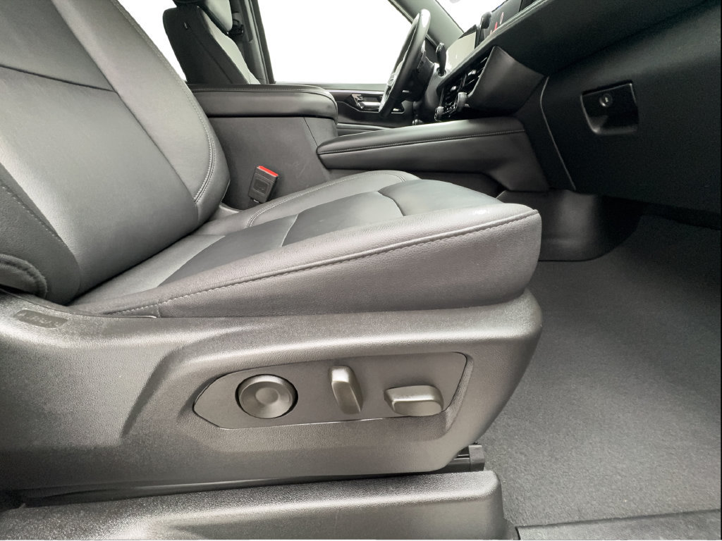 Used 2025 Chevrolet Tahoe LT RWD image 42