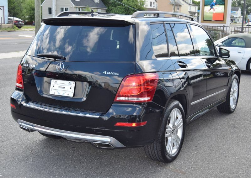Used 2013 Mercedes-Benz GLK 350 4MATIC image 10