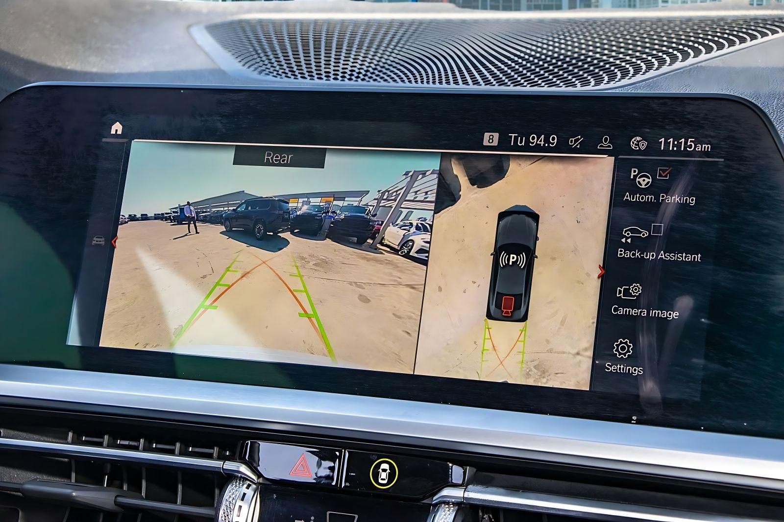 Used 2022 BMW M440i Coupe w/ Premium Package image 27