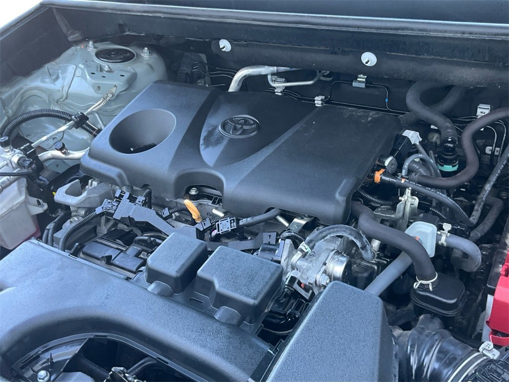 Used 2023 Toyota RAV4 XLE image 14