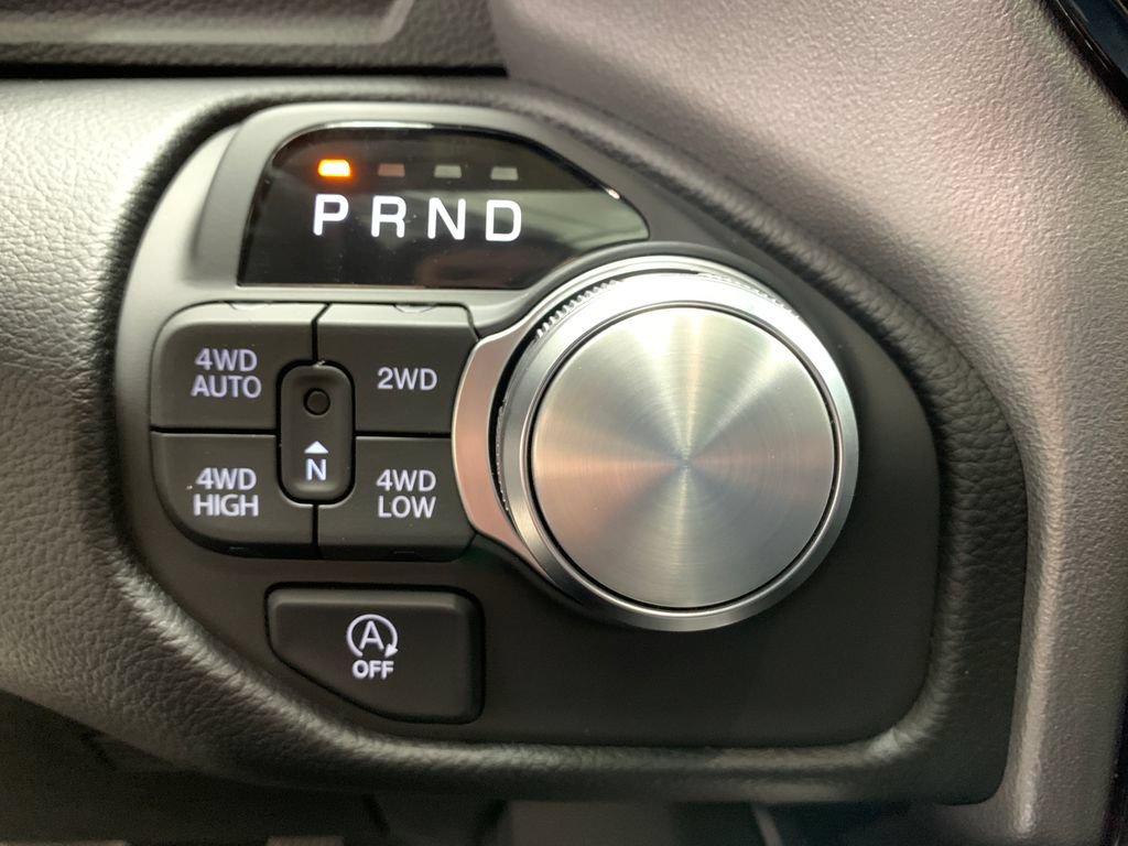 Used 2026 RAM 1500 Laramie w/ Laramie Preferred Package AWD/4WD image 14
