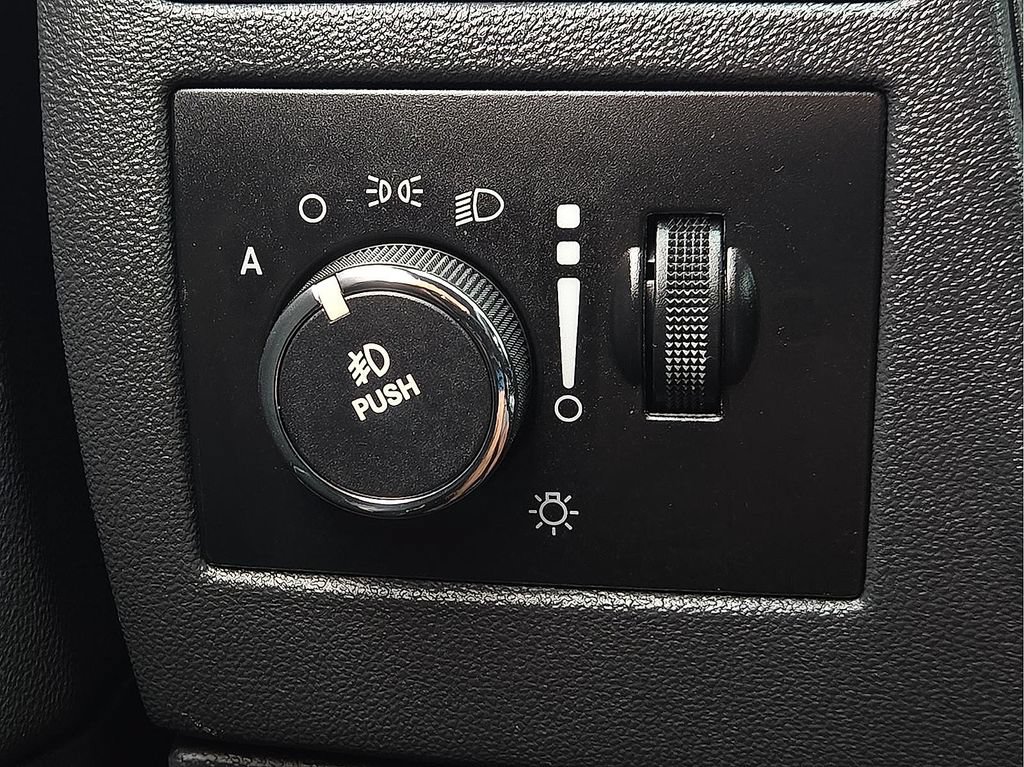 Used 2013 Dodge Challenger R/T Plus RWD image 16