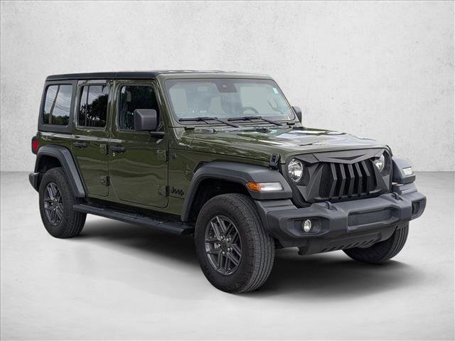 Used 2024 Jeep Wrangler Sport S image 3