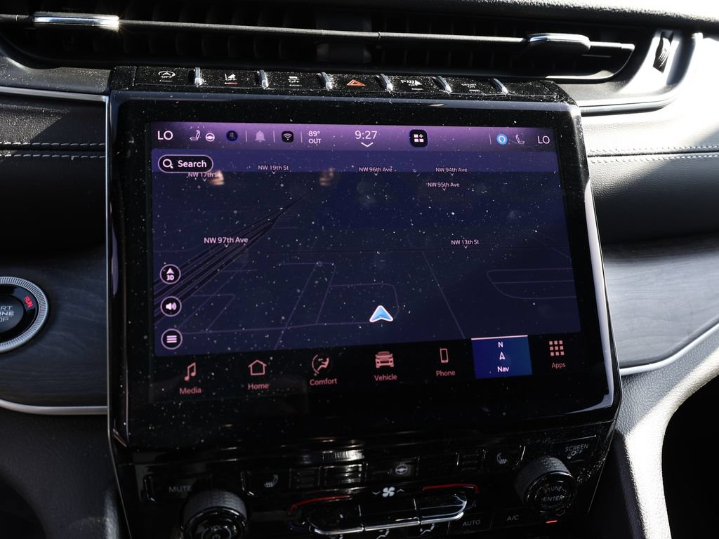 Used 2025 Jeep Grand Cherokee Limited w/ Black Appearance Package RWD image 29