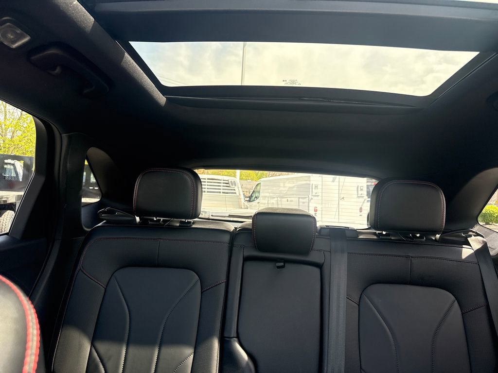 Used 2025 Ford Escape ST-Line Elite w/ Premium Technology Package AWD/4WD image 45