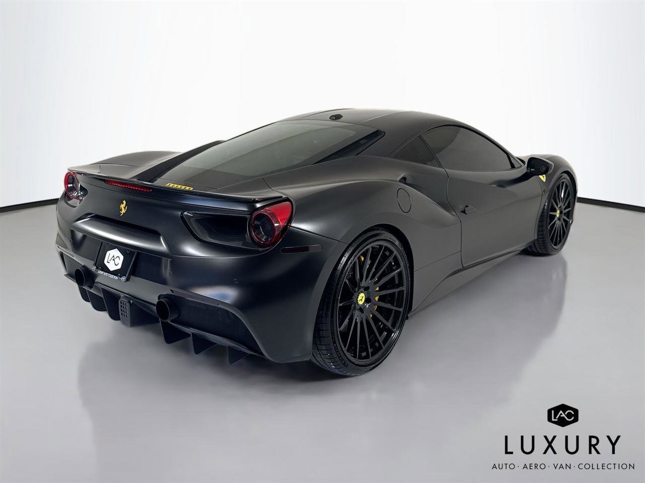Used 2017 Ferrari 488 GTB RWD image 6