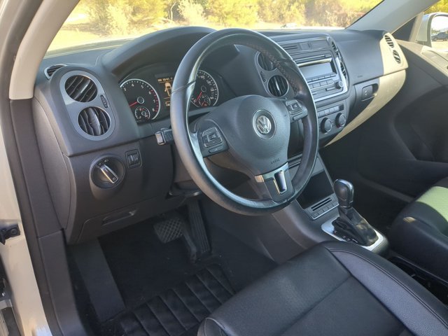 Used 2014 Volkswagen Tiguan SE FWD image 10