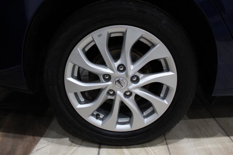 Used 2019 Nissan Sentra SV image 12