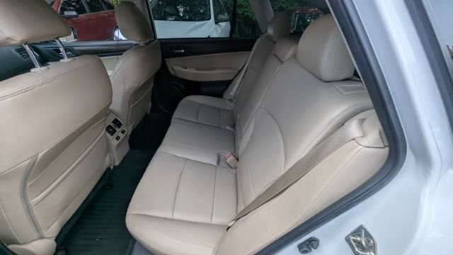 Used 2016 Subaru Outback 2.5i Limited AWD/4WD image 22