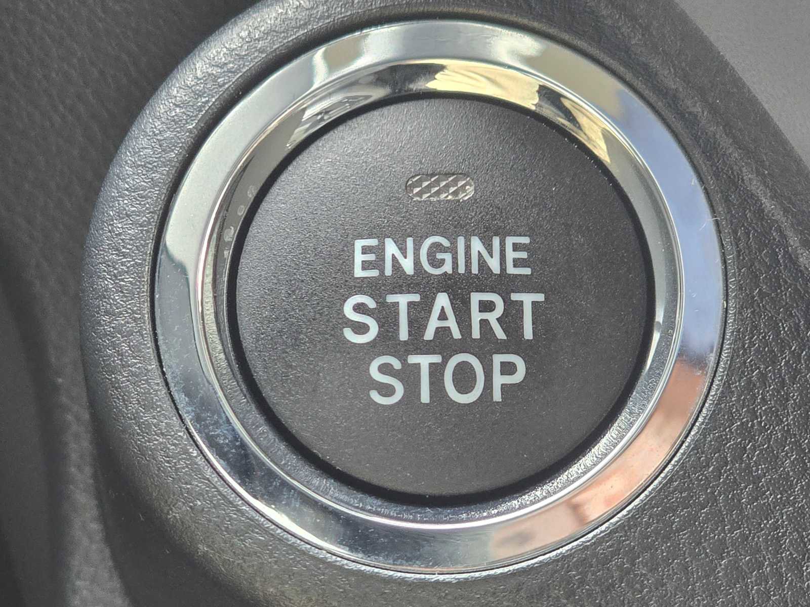 Used 2024 Subaru Crosstrek 2.0i Premium image 31