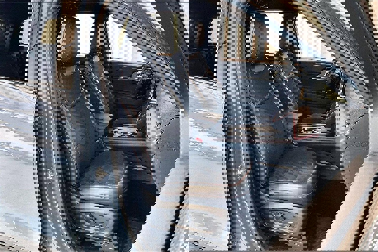 Certified 2025 Ford Explorer ST image 6