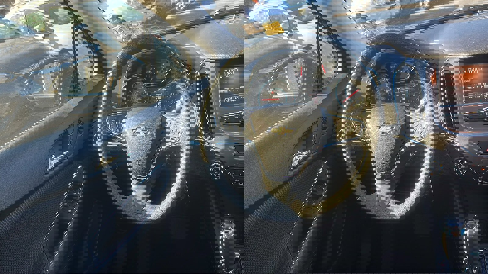 Used 2017 Chevrolet Cruze LT image 23