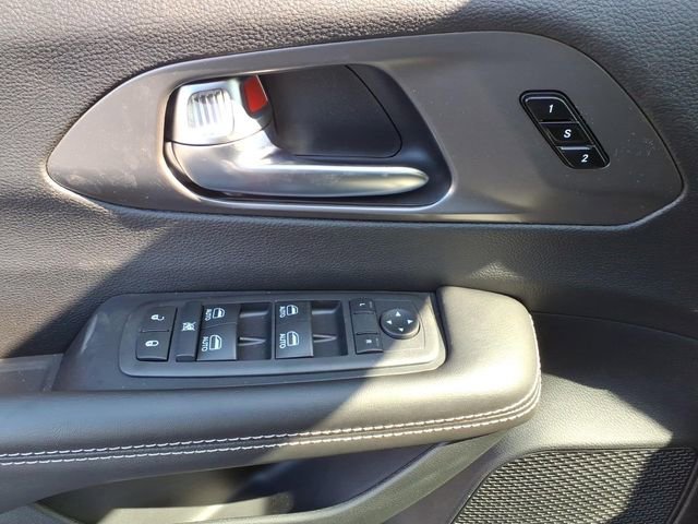 New 2026 Chrysler Pacifica Select image 11