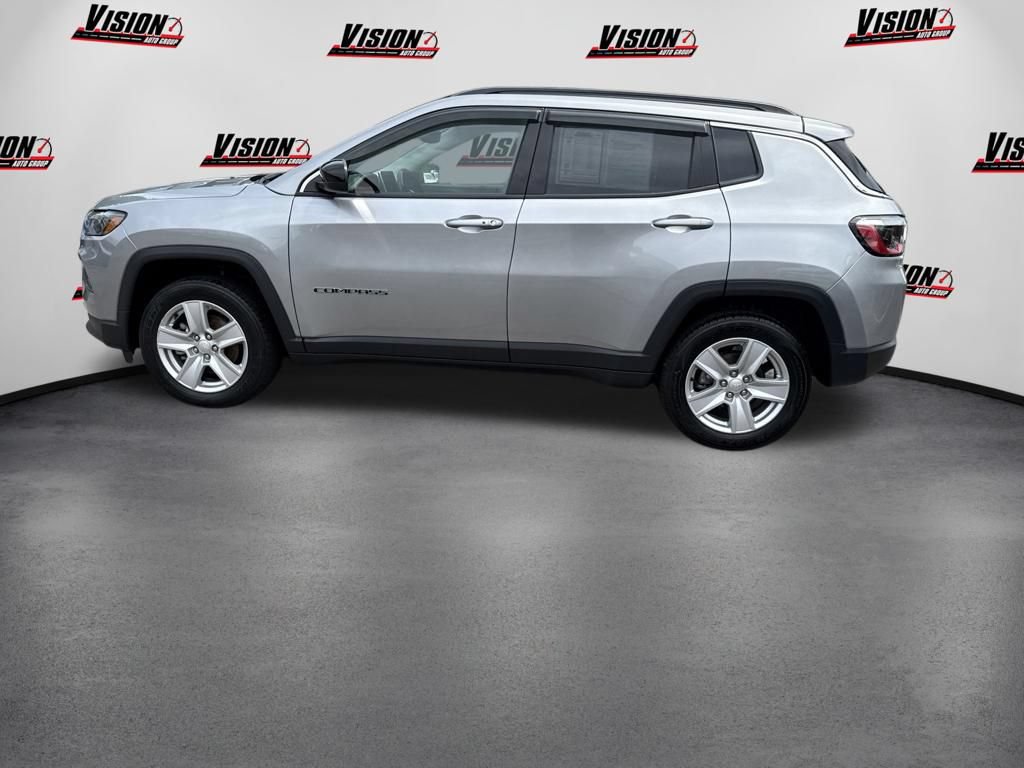 Used 2022 Jeep Compass Latitude w/ Convenience Group AWD/4WD image 8
