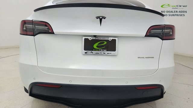 Used 2022 Tesla Model Y Long Range AWD/4WD image 12