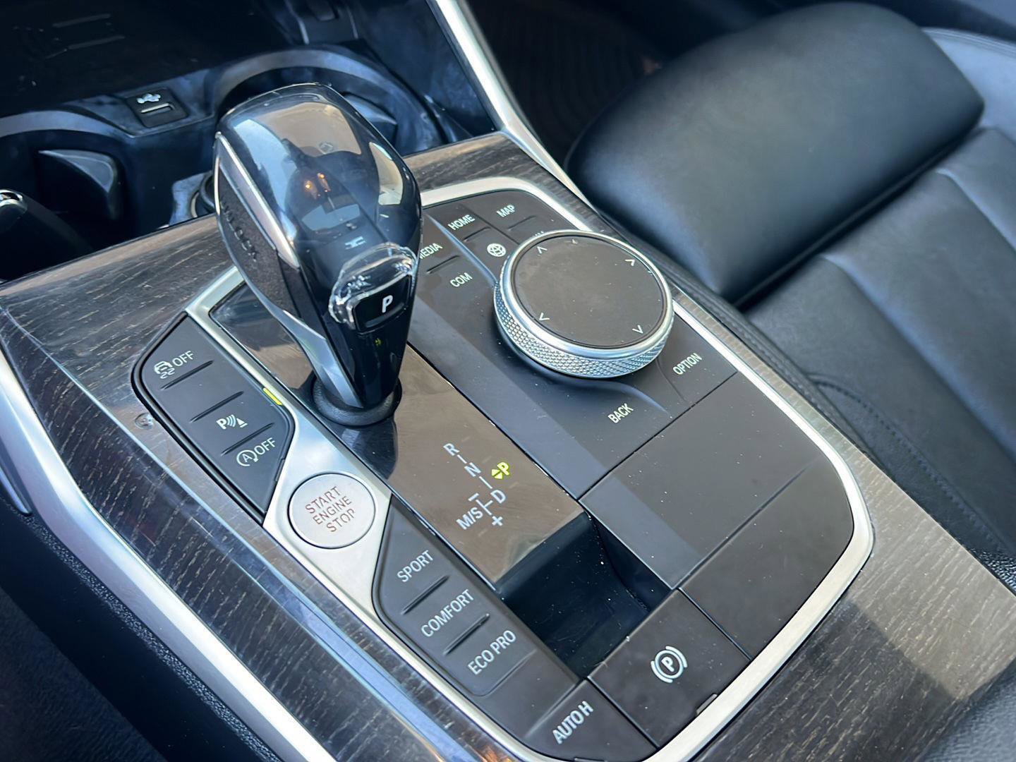 Used 2021 BMW 330i xDrive Sedan w/ Premium Package AWD/4WD image 29