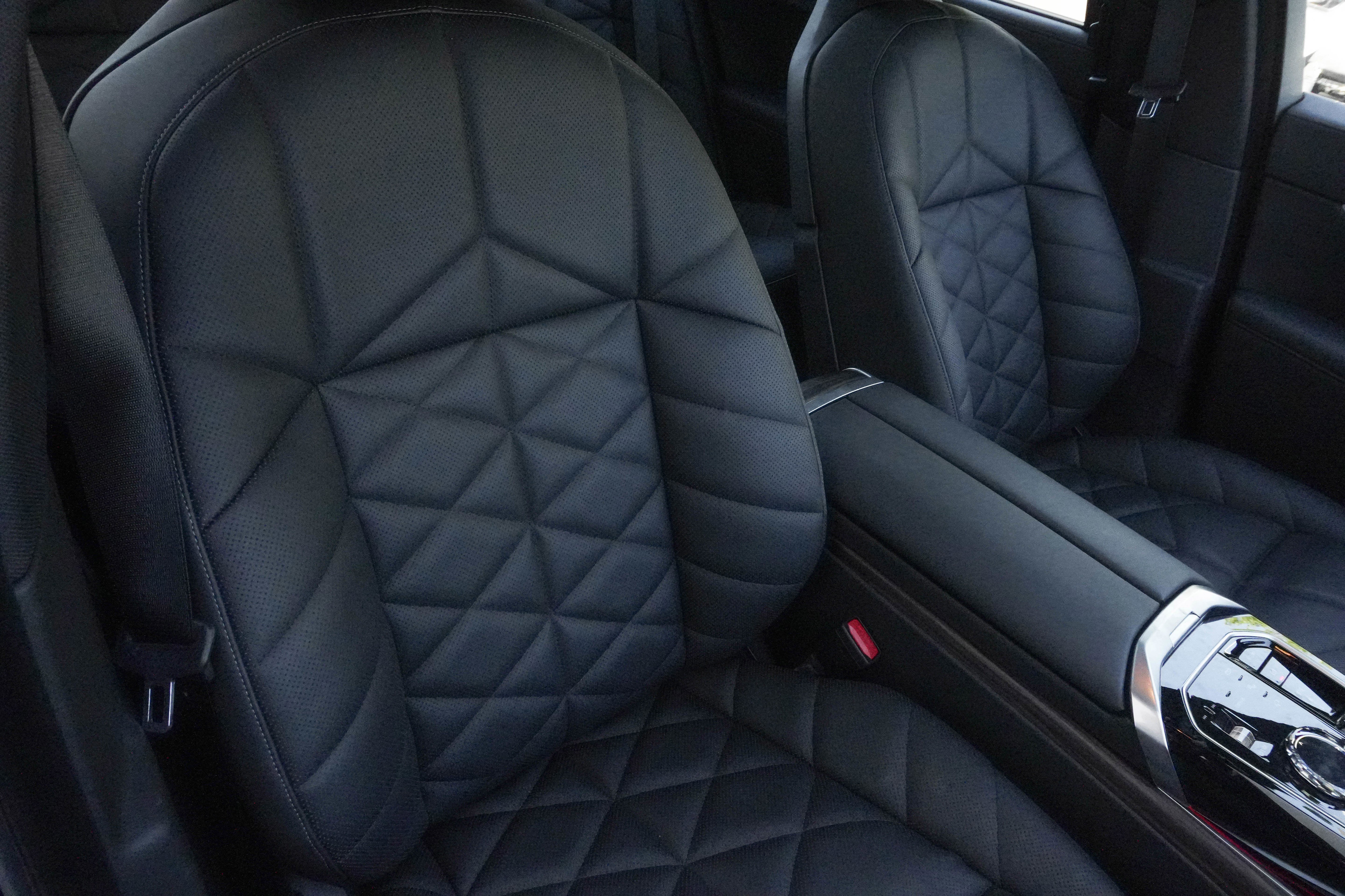 Certified 2024 BMW 740i RWD image 11