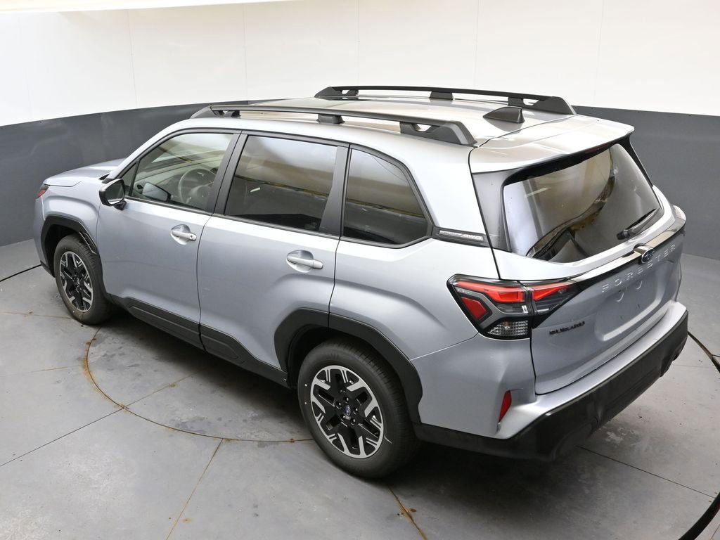 Used 2025 Subaru Forester Premium AWD/4WD image 38