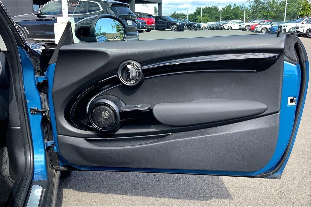 Certified 2024 MINI Cooper SE image 25