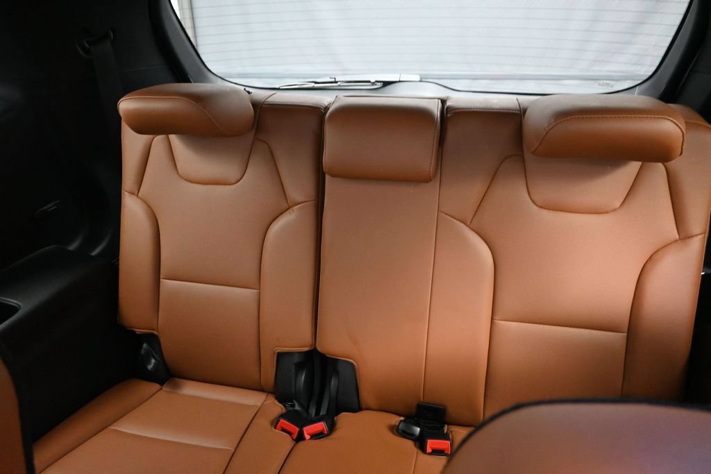 Certified 2025 Kia Telluride SX Prestige X-Line AWD/4WD image 32