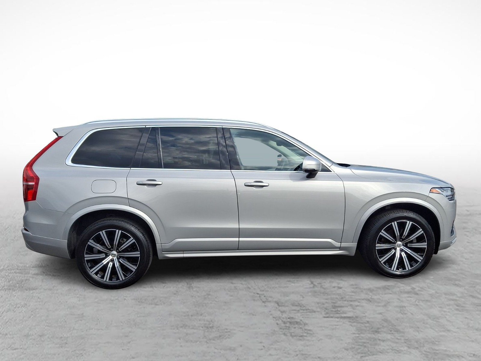 Used 2023 Volvo XC90 B5 Core w/ Protection Package Premier AWD/4WD image 7