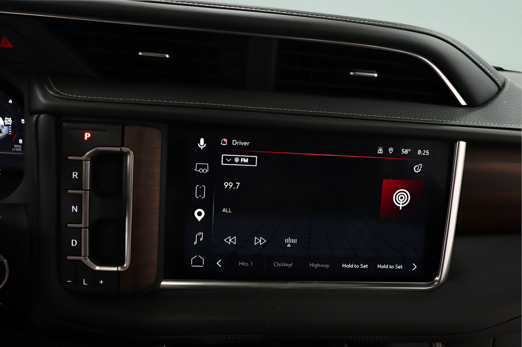 Used 2023 GMC Yukon Denali Ultimate AWD/4WD image 12