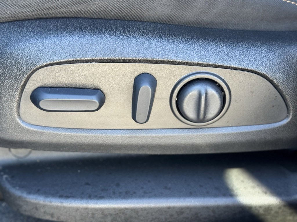 Used 2023 Chevrolet Equinox LT image 22