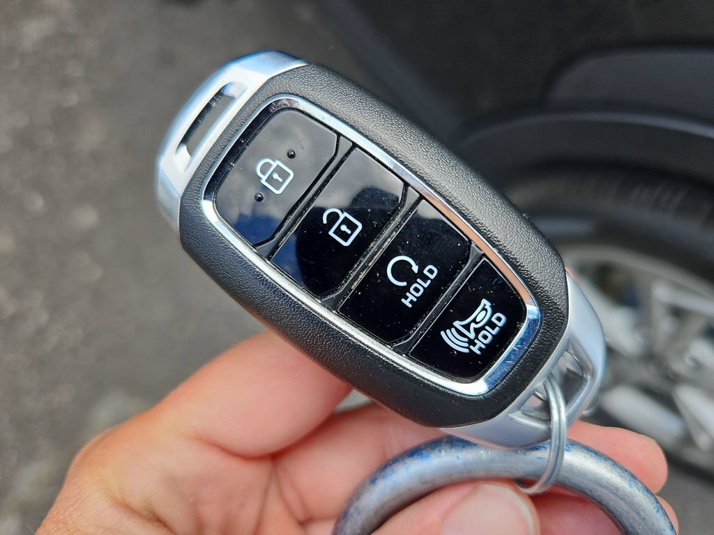 Used 2023 Hyundai Kona SEL w/ Cargo Package AWD/4WD image 28