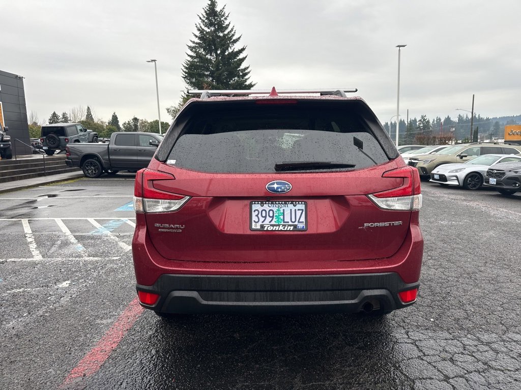 Used 2019 Subaru Forester Premium w/ All-Weather Package image 6
