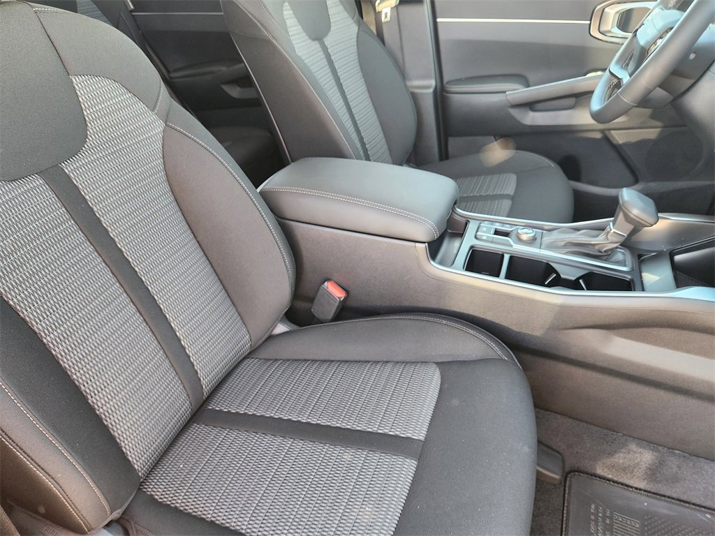 New 2026 Kia Sorento LX image 10