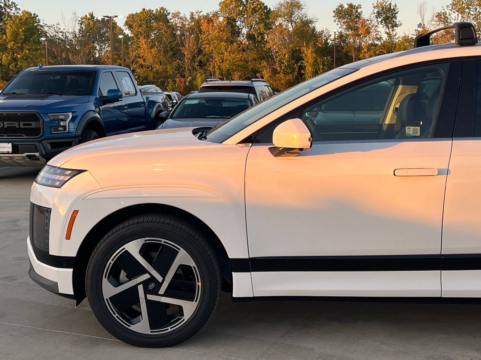 New 2026 Hyundai Ioniq 9 Calligraphy image 7