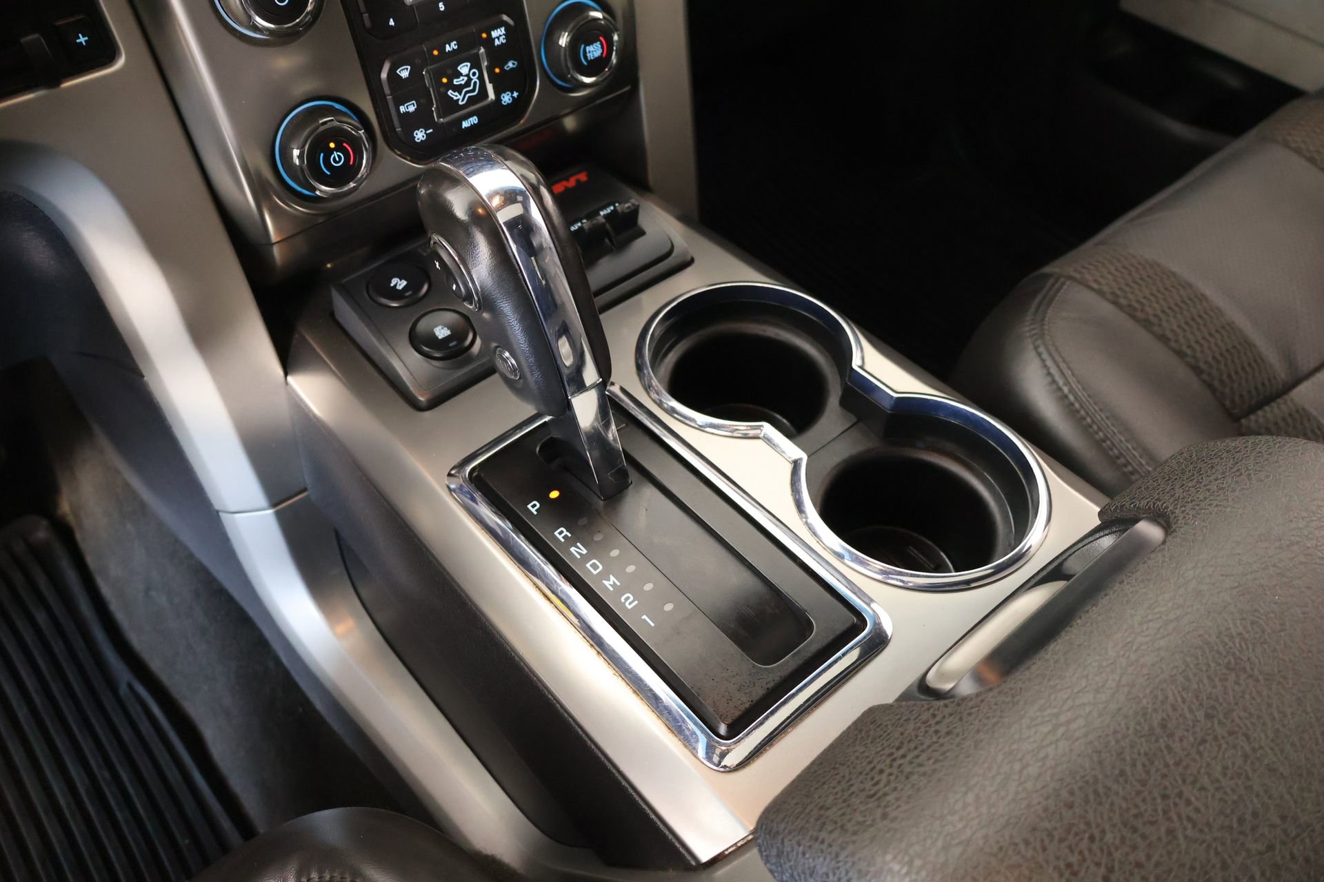 Used 2014 Ford F150 Raptor w/ Equipment Group 801A Luxury AWD/4WD image 9