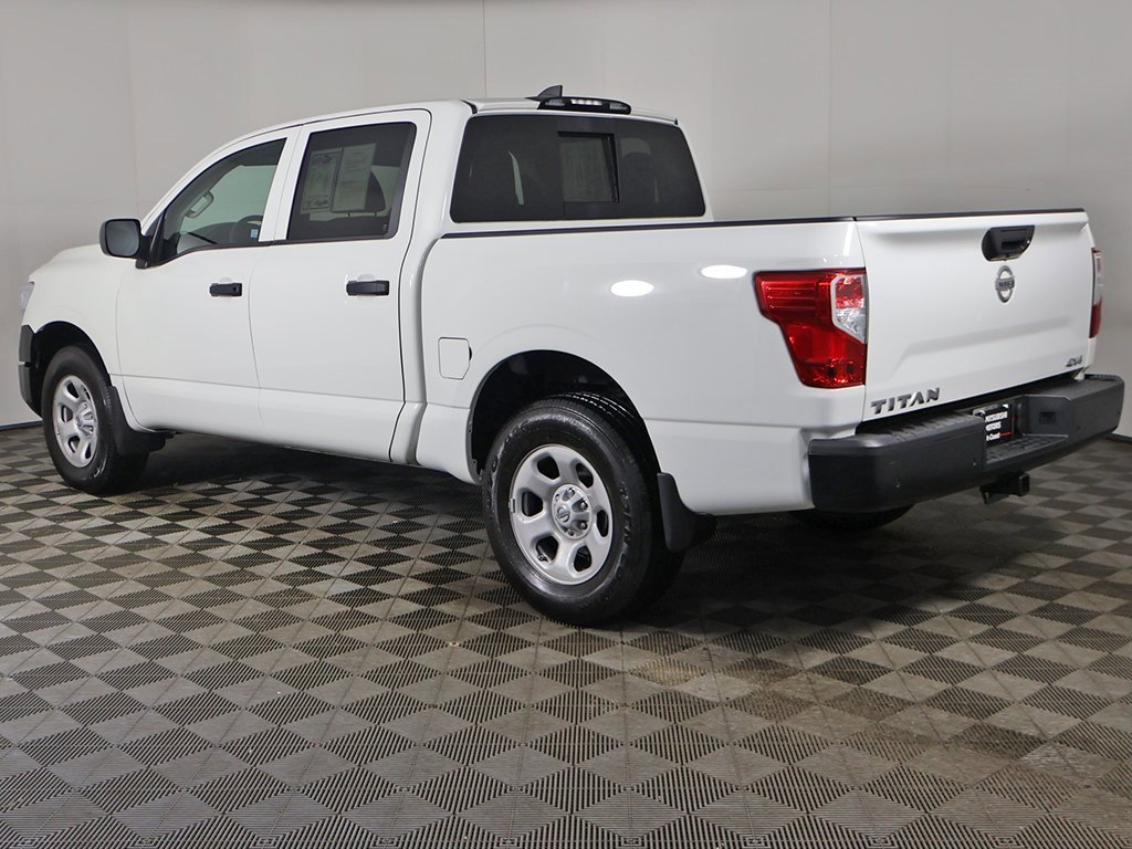 Used 2022 Nissan Titan S w/ S Utility Package image 7