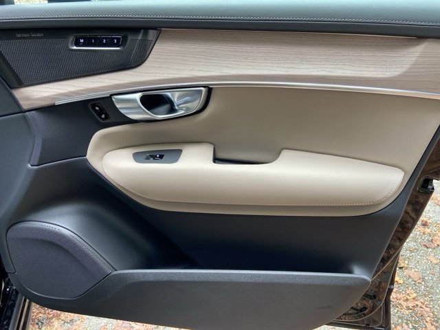 New 2026 Volvo XC90 B6 Ultra image 20