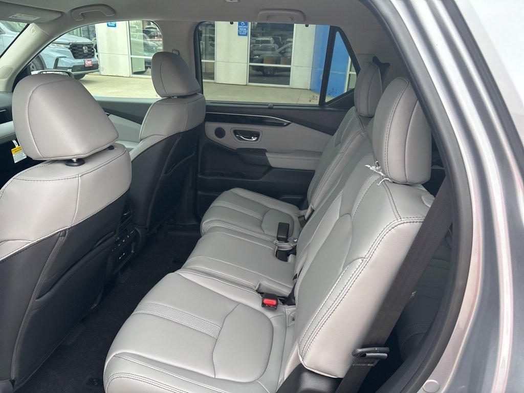 New 2025 Honda Pilot EX-L image 20