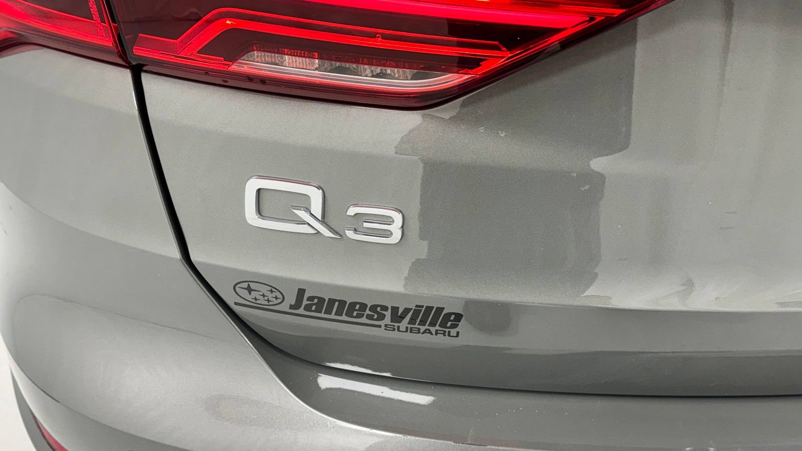 Used 2025 Audi Q3 2.0T Premium AWD/4WD image 38