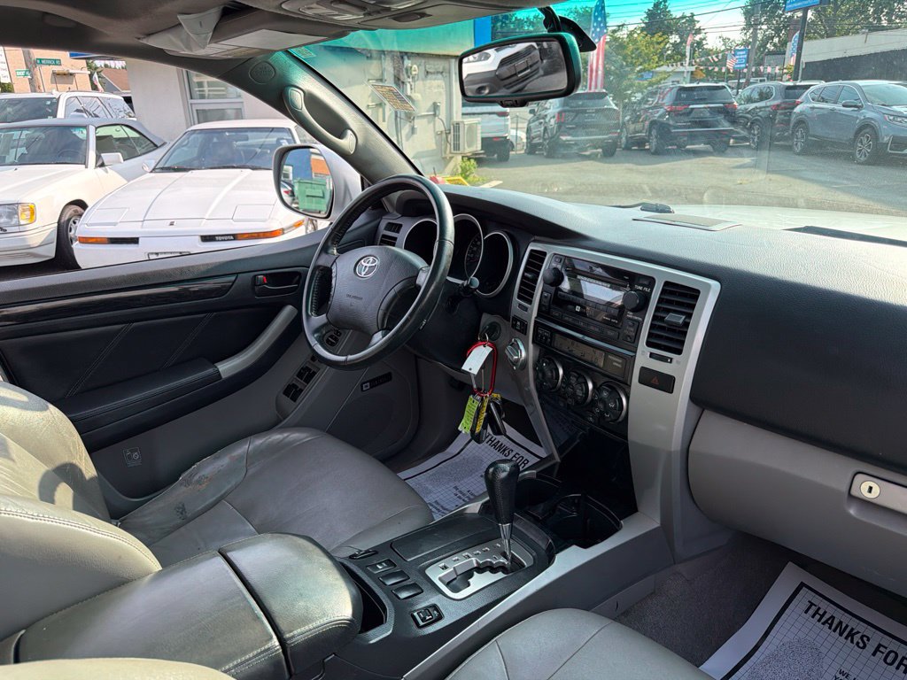 Used 2007 Toyota 4Runner Limited AWD/4WD image 15